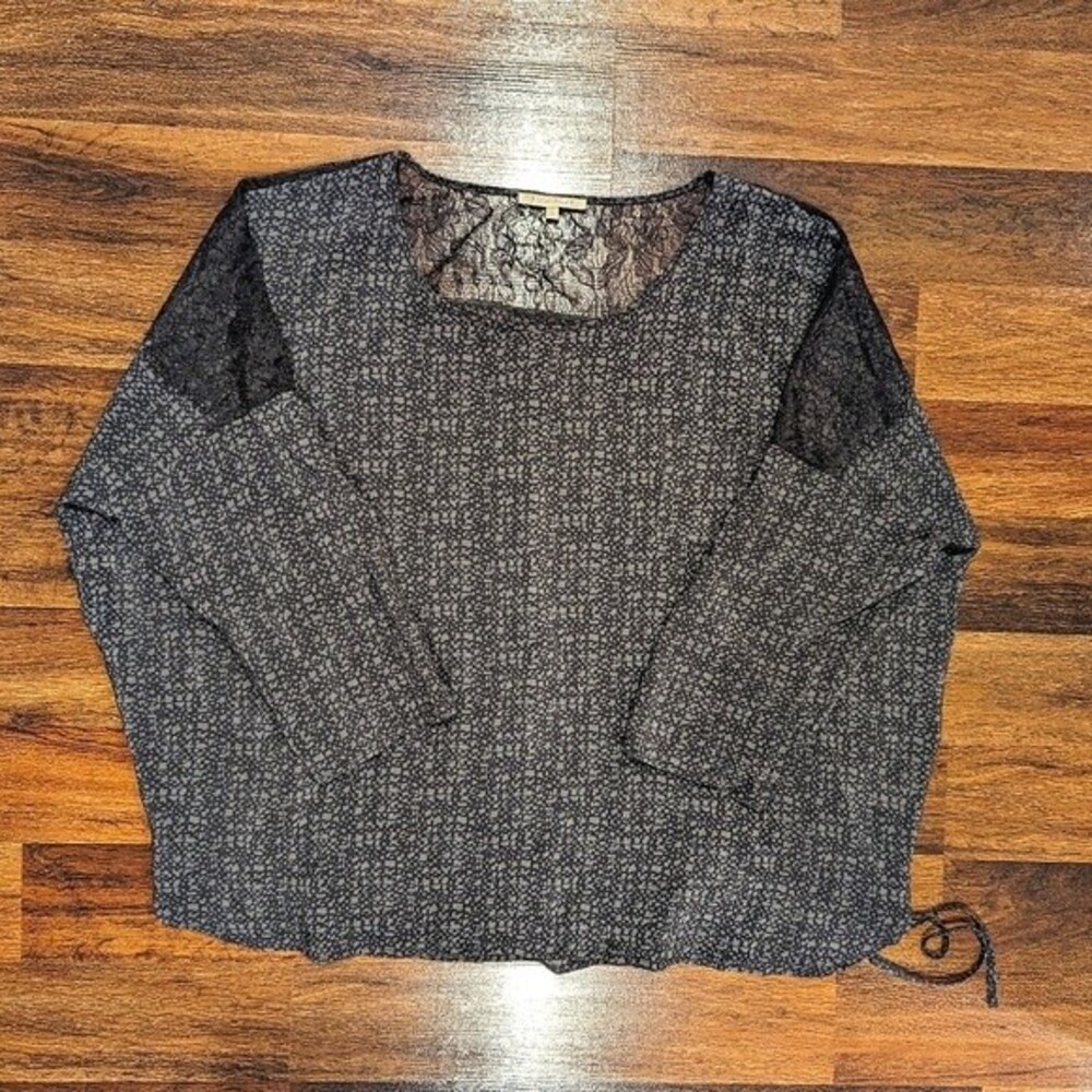 Gold Hawk Silk Gray Loose Fit Oversized Blouse Sleeve Top Lace Trim